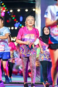 BIB: 15268, 201
                            <button type="button" onclick="openModal(24688670)" class="btn btn-primary btn-sm float-right btn-popup" data-toggle="modal" data-target=".modal-high-quality">
                        <i class="fas fa-shopping-cart"></i> Add to Cart
                    </button>
                                            <button type="button" onclick="isThisMe(24688670, true)" class="btn btn-success btn-sm float-right btn-popup btn-isme hidden" data-toggle="tooltip" data-placement="bottom" title="นี่คือรูปของคุณใช่ไหม คลิกที่นี่เพื่อเอาเข้าอัลบั้ม">
                        <i class="fas fa-plus"></i> Add to album
                    </button>
                    <button type="button" onclick="isThisMe(24688670, false)" class="btn btn-warning btn-sm float-right btn-popup btn-isnotme hidden">
                        <i class="fas fa-ban"></i> Remove from album
                    </button>